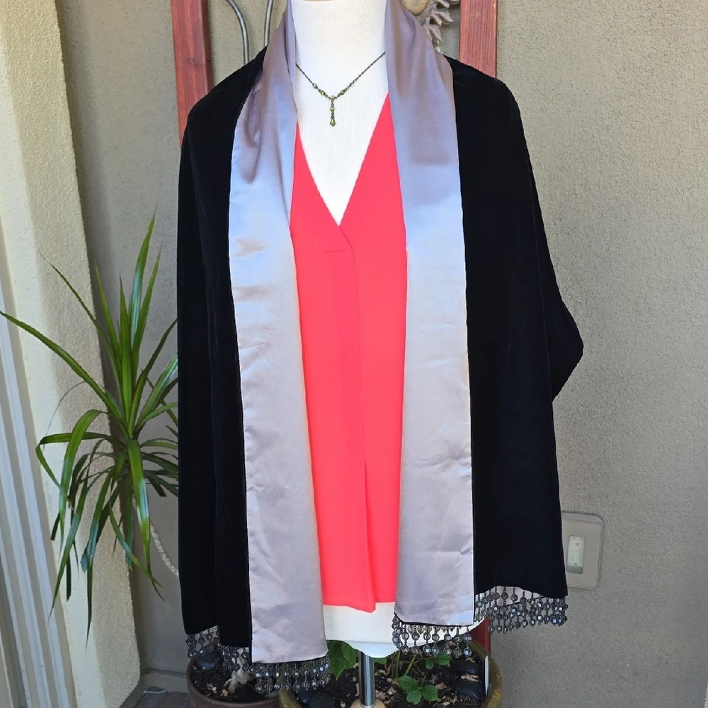 Victoria's Secret Black and Silver Beaded Wrap. - Picture 2 of 7